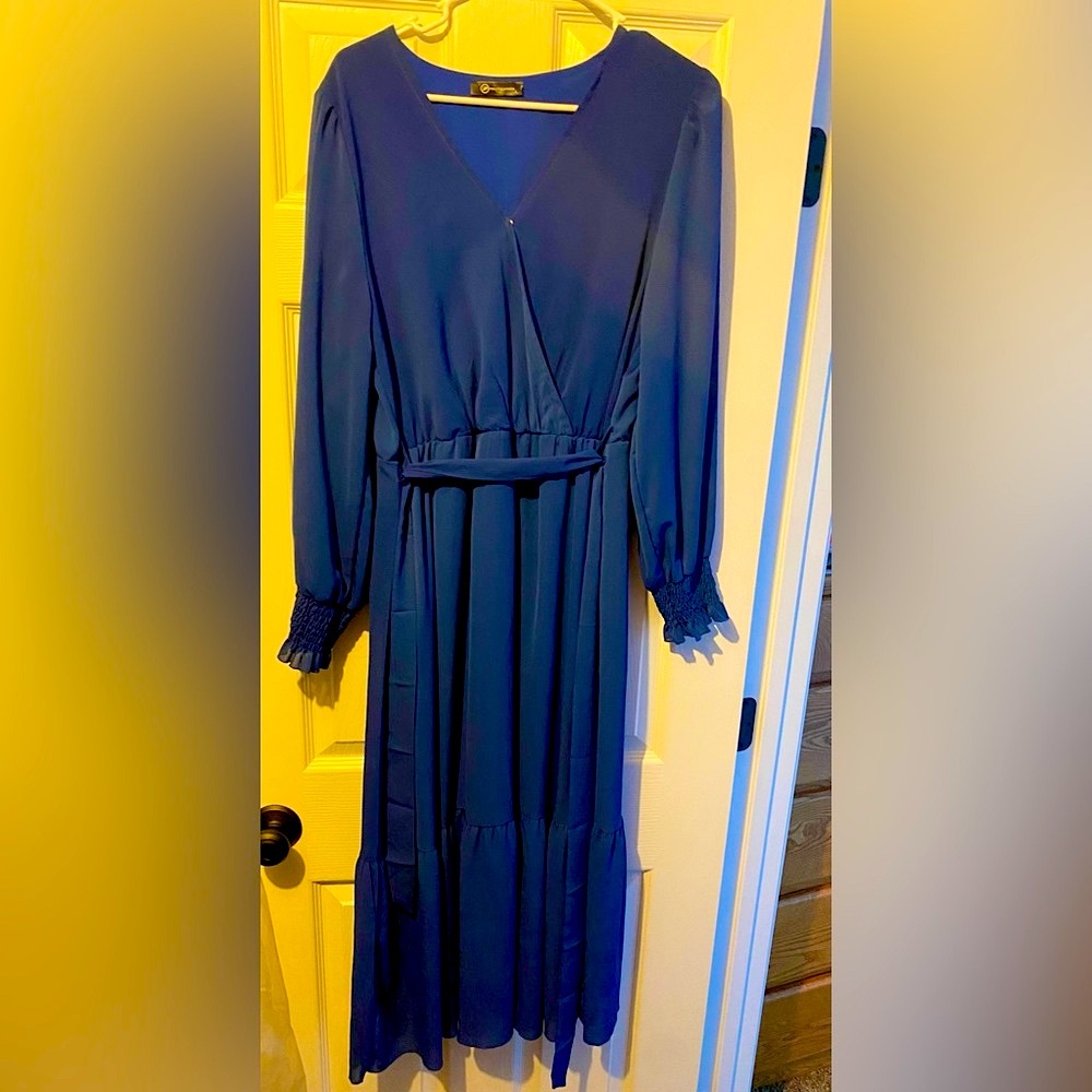 Pretty garden long sleeved long dress
